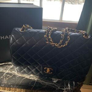 Classic Caviar‎ black Chanel jumbo double flap bag